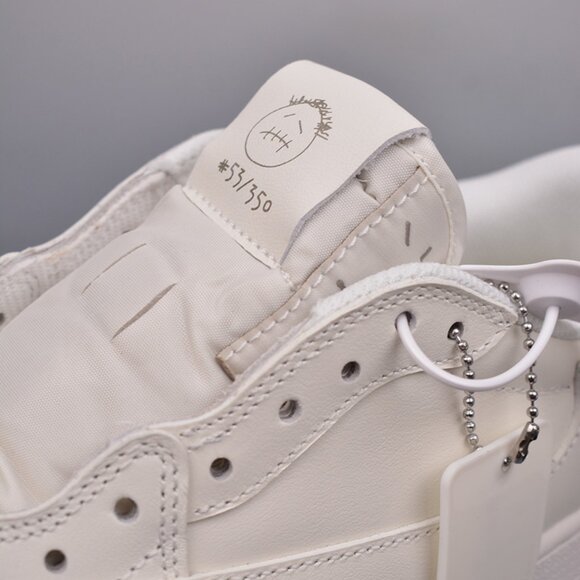 Jordan 1 Retro Low x Travis Scott x Michael Rubin 'White Party' - Picture 7 of 9